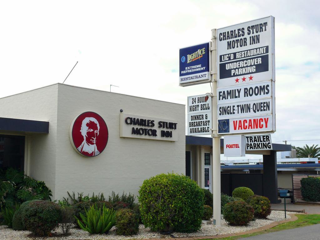 Charles Sturt Motor Inn Вест-Вайалонг Екстер'єр фото